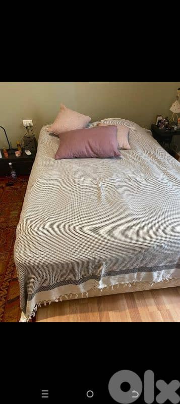 Bed set with 4 drawers