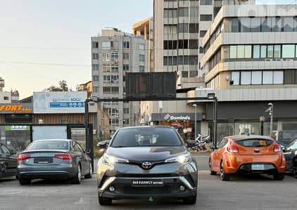 Toyota CHR AWD 1 owner 81k kms