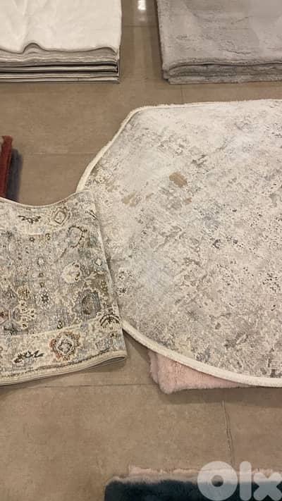 whole carpet set used once