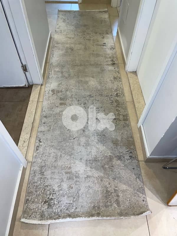 whole carpet set used once 2