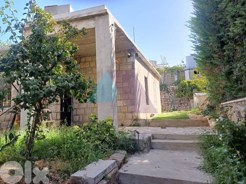 1000m2 land with House+mountain view 4sale in Mrouj - أرض+بيت في مروج 0