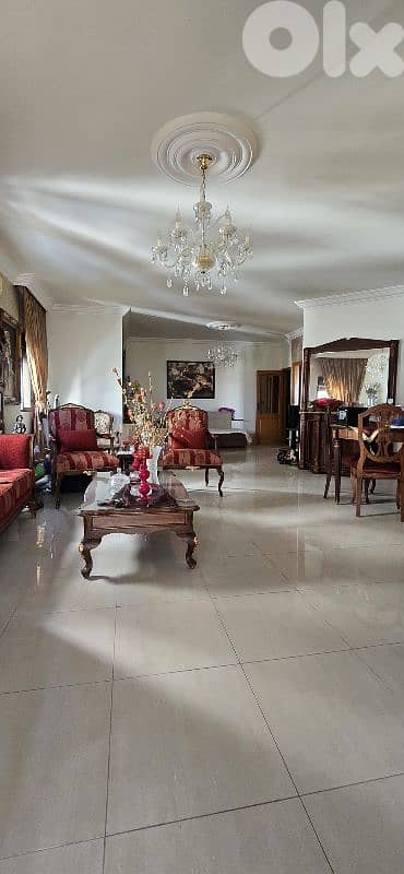 Apartment For Sale in Hadath /شقة للبيع في الحدث 0