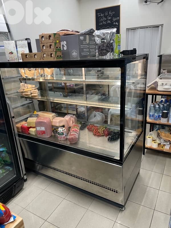 display cooler deli or bakery 2