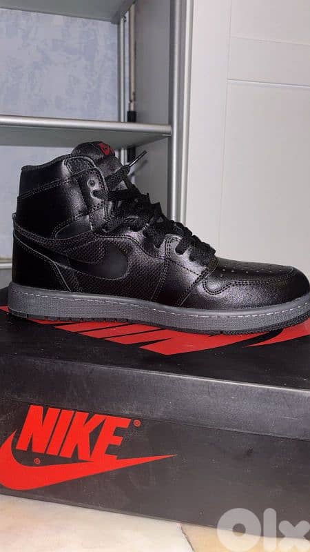 Air Jordan 1 full black 2