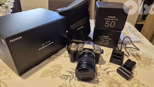 Fujifilm X-T4 + 3 lenses