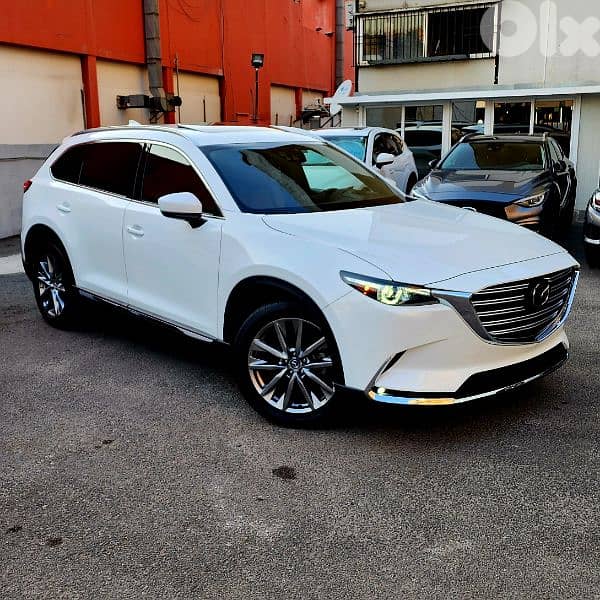 MAZDA CX-9 SIGNATURE AWD 7 SEATS 2017 MINT CONDITION 0