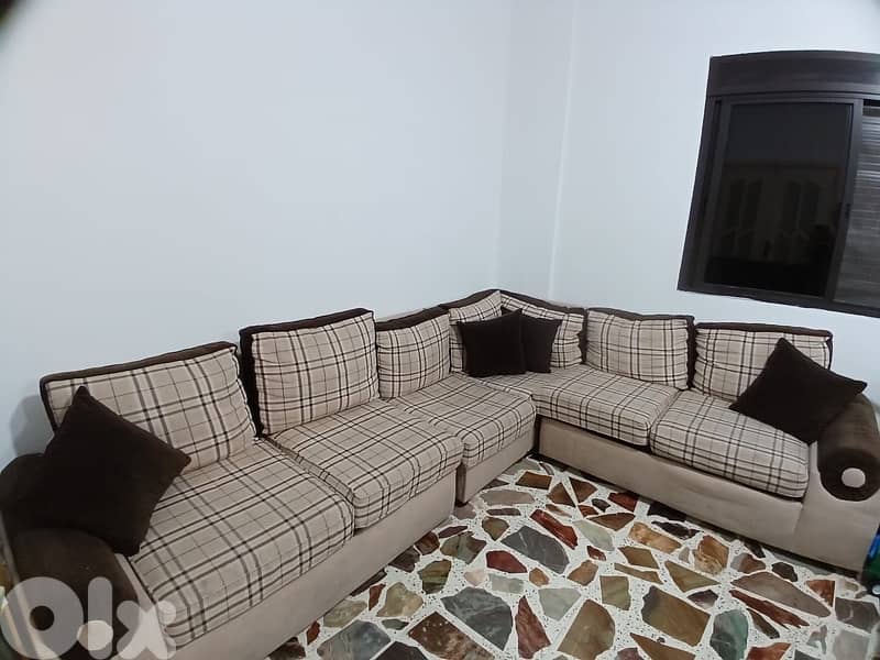 living room 0