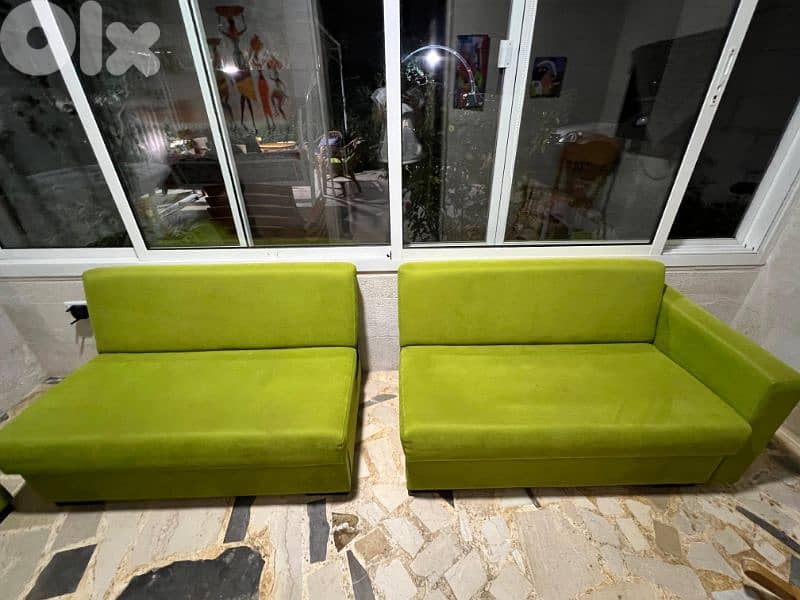 sitting sofa 0