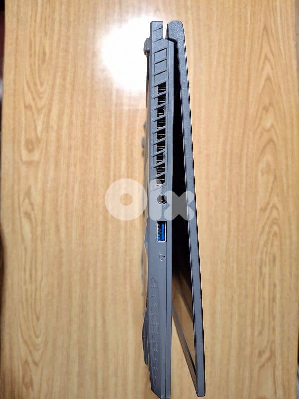 MSI Thin 15 B13UCX - i5 13th Gen | RTX 2050 | 16 GB RAM | 512 GB SSD 3