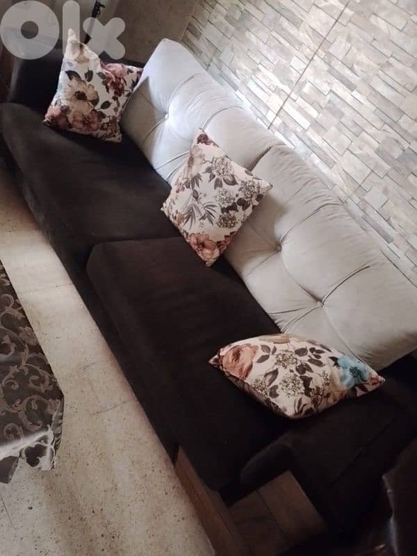 صالون، غرفة جلوس ،سفرة بسعر مغري خشب زين 0