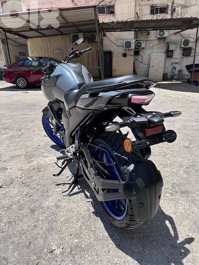 Yamaha FZS 2024