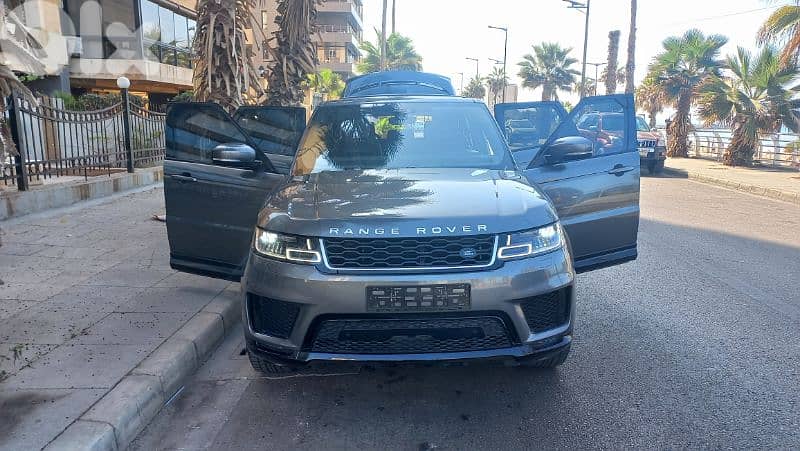 Land Rover Range Rover Sport 2018-Clean title- سعر مغر جدا 0