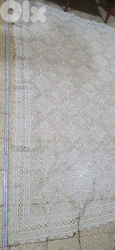 وجه طاولة  كبير  نظيف  شبه  جديد  مرتبة بيروت اشرفيه ٨ دولار  ٠٣٧٢٣٨٩٥ 3