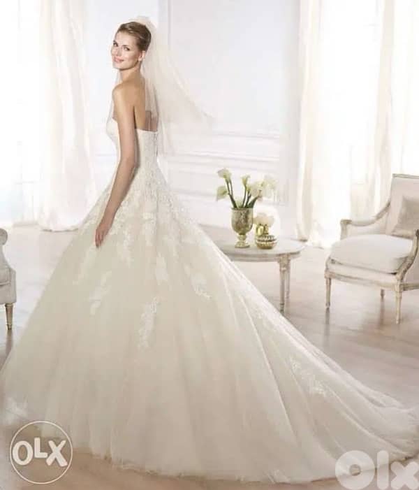 Pronovias Wedding Dress 4