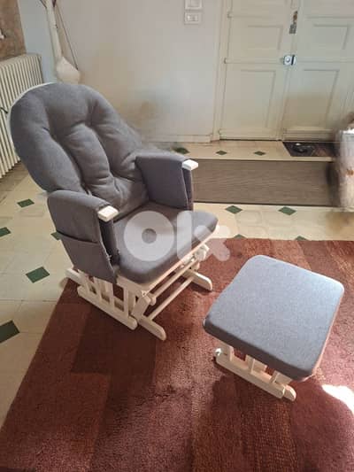 Nursing chair