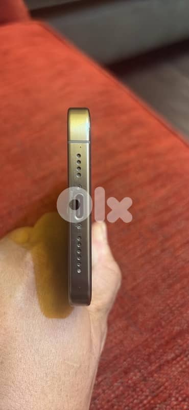 iPhone 15promax 256 titanium 4