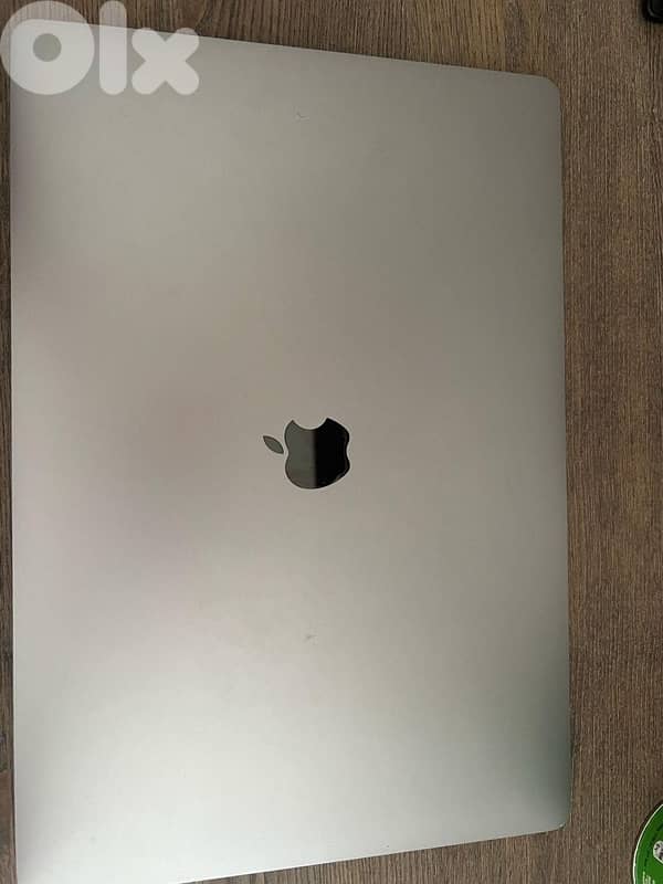 MacBook Pro 16inch 0
