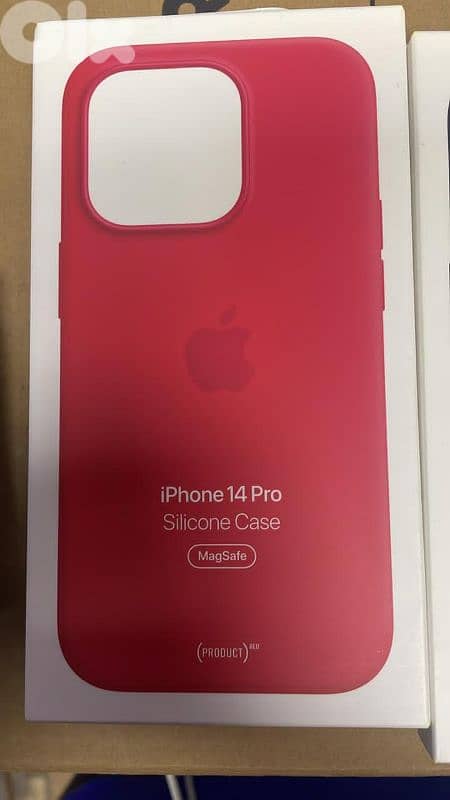Silicone case MagSafe iPhone 14 pro product red 0