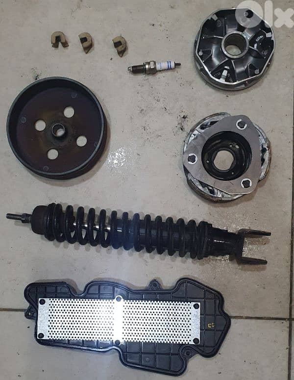 spare parts used vespa vxl 150 original 20$ beyrout ashrafiye 03723895 2