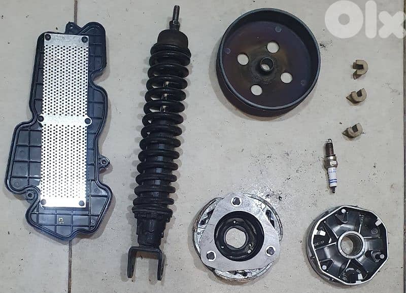 spare parts used vespa vxl 150 original 20$ beyrout ashrafiye 03723895 3