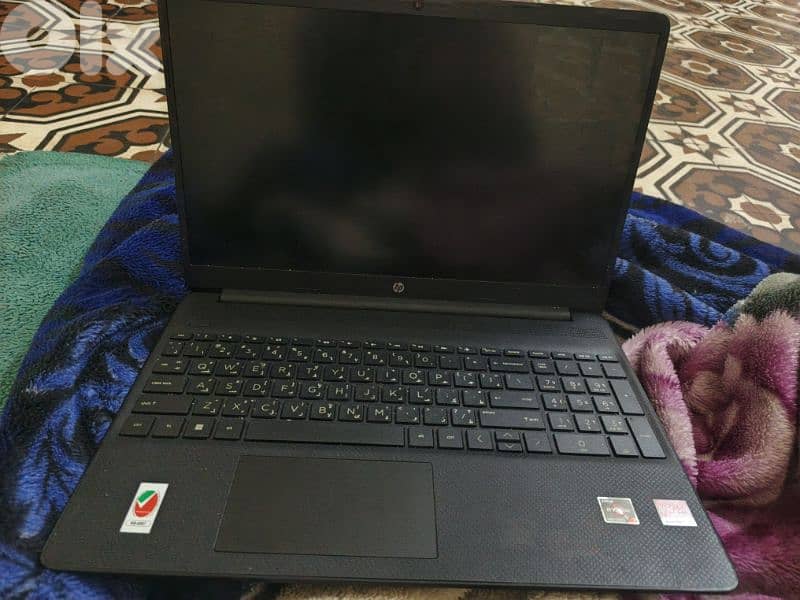 HP 15s Ryzen 7 / SSD 512GB / RAM 8GB 1