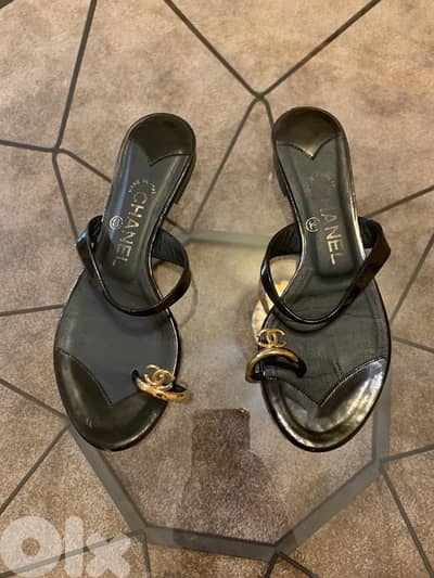 Chanel sandal