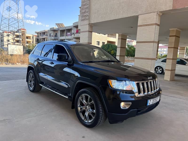 Cherokee 2012 HEMI V8 5.7 Sherki m5atam 0