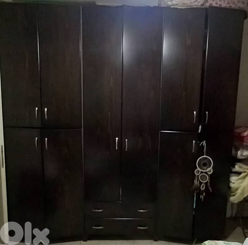 بدا تظبيط الخشب من ورا 1