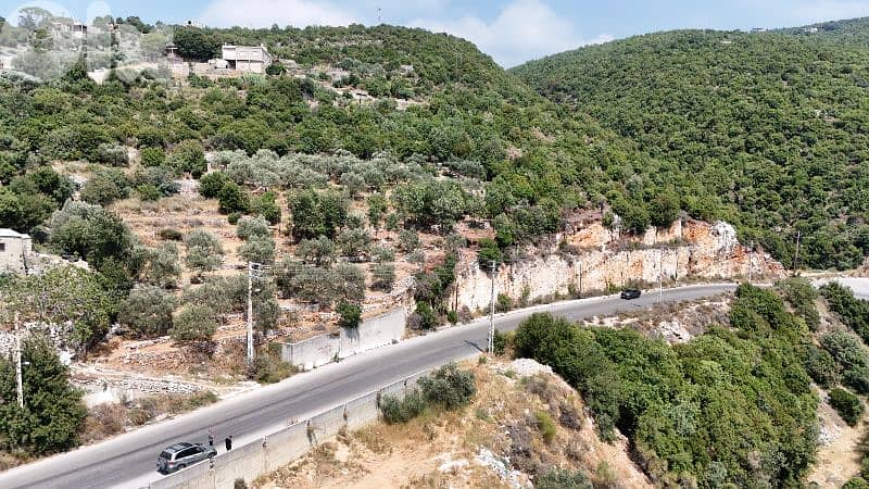 lands for sale in Autostrade Batroun-tannourine أرض للبيع في عورا 1
