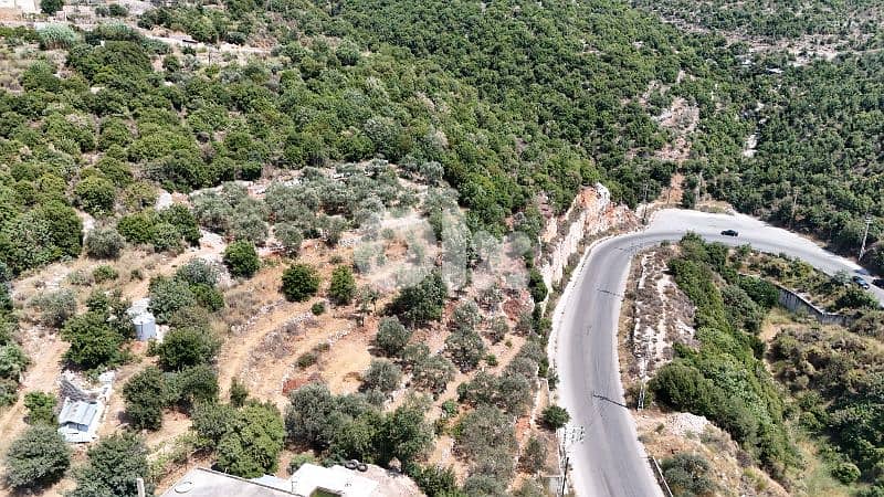 lands for sale in Autostrade Batroun-tannourine أرض للبيع في عورا 5