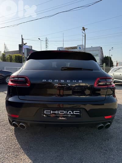 Porsche Macan S