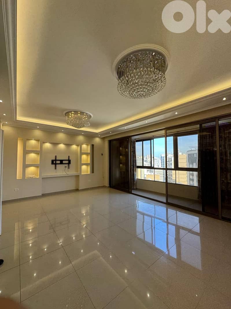 شقة مميزة للإيجار في الطيونة - Special Apartment for Rent in Tayouneh 0