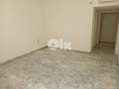 Apartment for sale in Koureitem-شقة للبيع في قريطم