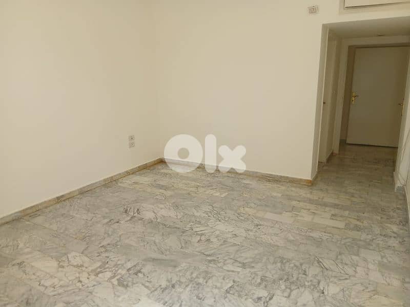Apartment for sale in Koureitem-شقة للبيع في قريطم 0