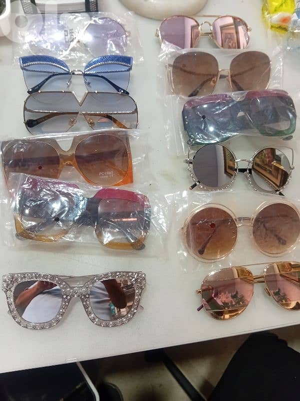 عوينات جداد كلون 50$ 0