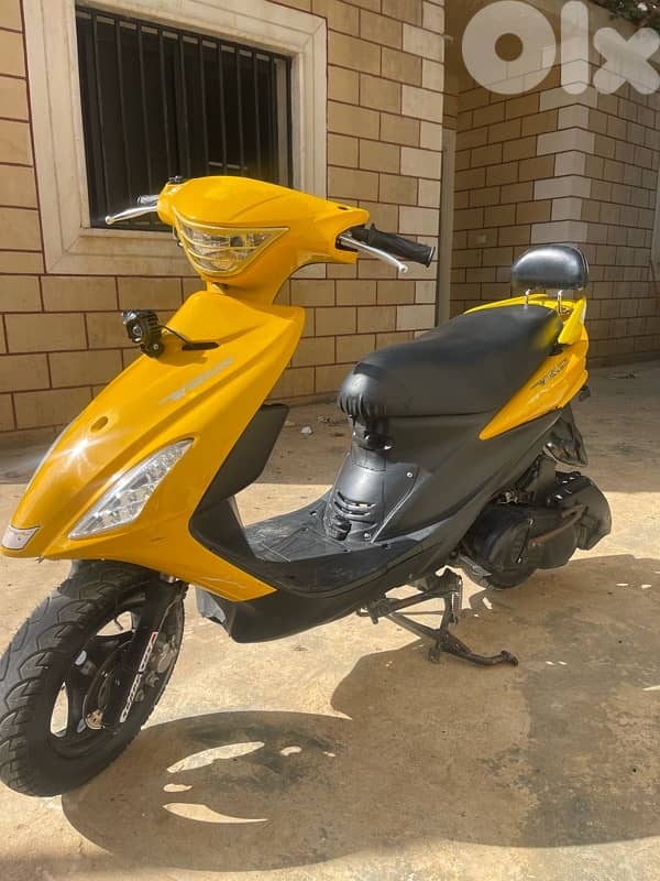 Azzo 150cc 2