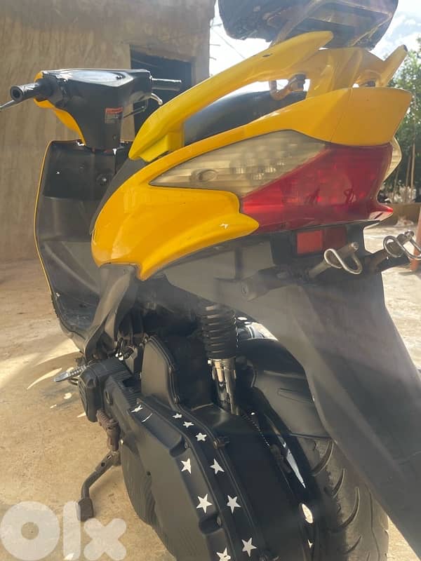 Azzo 150cc 4