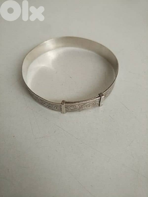 Old silver bracelet - Not Negotiable 1
