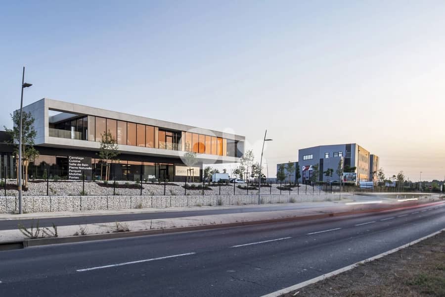 DIRECTLY ON DBAYEH HIGHWAY SHOWROOM FOR RENT, (DBR-188) 0