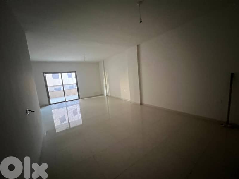 شفة مميزة لقطة في بعبدا سيبناي appartment for sale in baabda 0