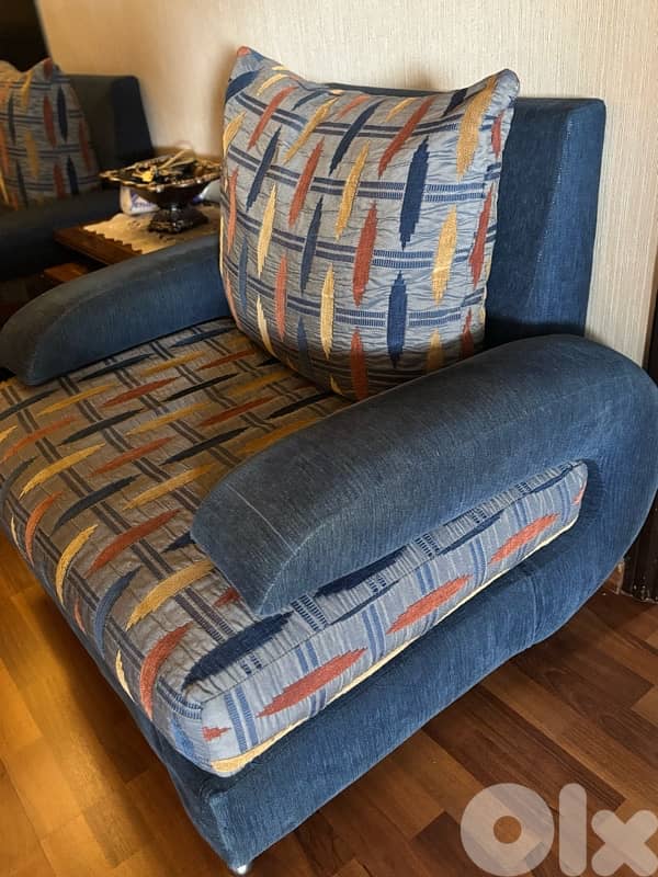 3 seats sofa and 2 single sofa 1
