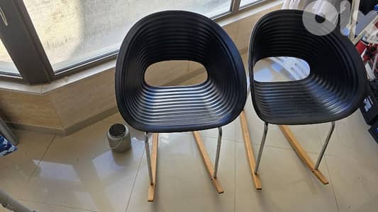 Rocking Chair Vitra Tom Vac Black By Ron Arad كرسي هزاز فينتاج عدد ٢