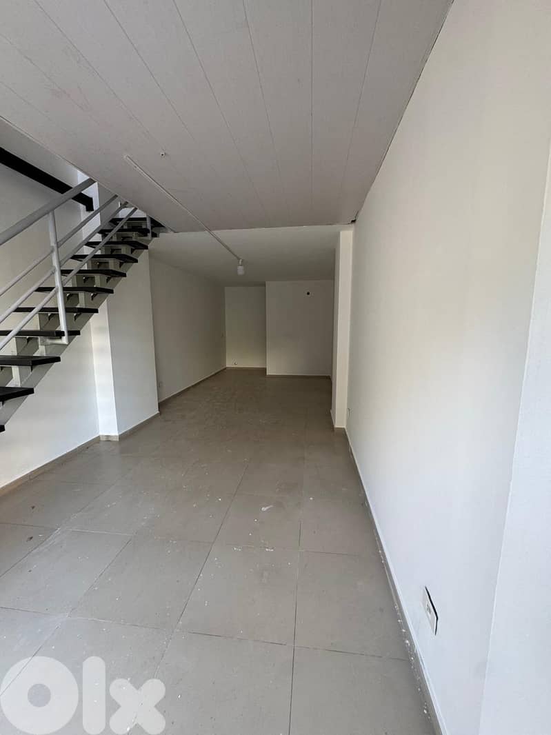 TWO STORES FOR RENT IN HIGH-VISIBILITY DBAYEH LOCATION 500-600$ 0