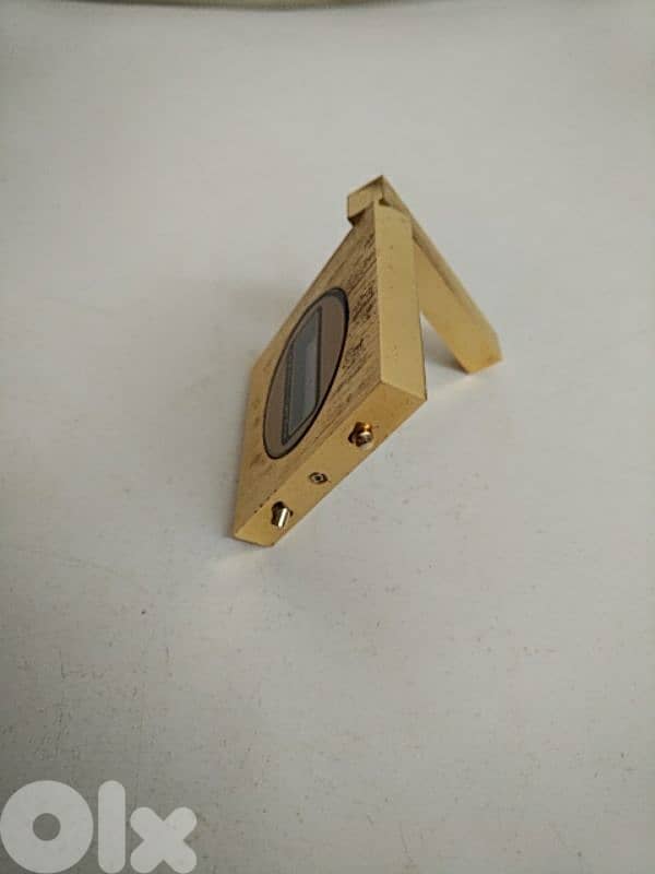 Vintage L'Express desk watch - Not Negotiable 4