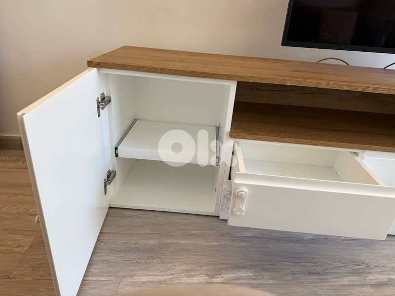 white and wood tv unit 2
