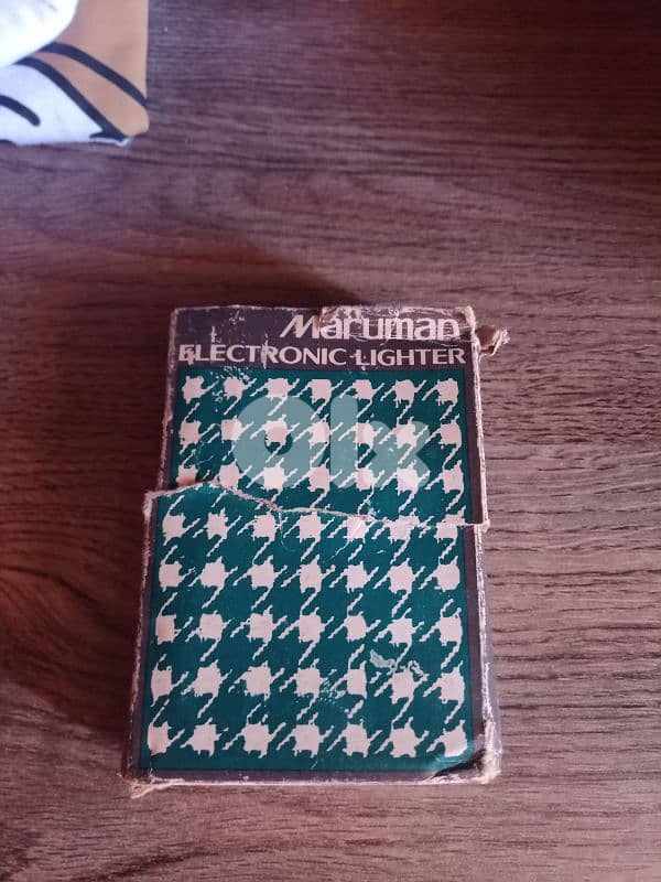 vintage lighter's new never used 6