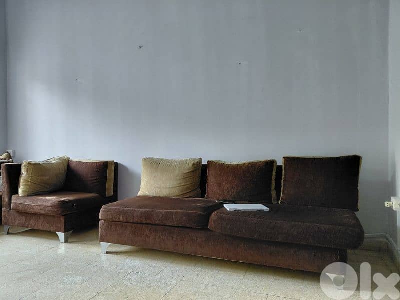 Two Couches Living Room-كنبيات غرفة جلوس 2
