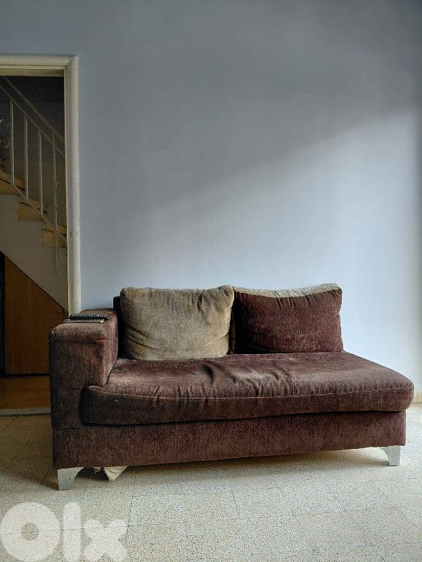 Two Couches Living Room-كنبيات غرفة جلوس 3