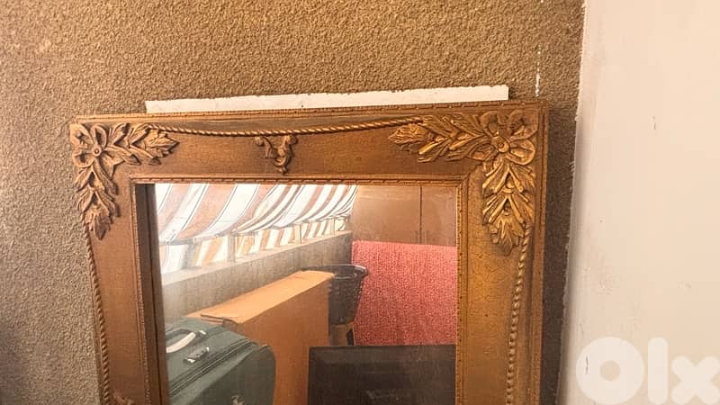 antique mirror 0