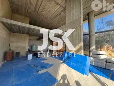 L19539 - 520 SQM Showroom For Rent in Mansourieh Prime Location